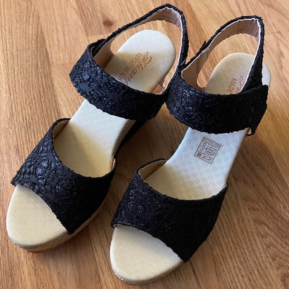 Women’s Zhangei Wedge Shoes, Size 7, NWOT